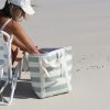 Sunnylife ital hűtőtáska 23 l - La Palma Sage Stripe 